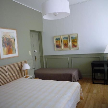 Appartement Avignon Centre Intra Muros Cour Exterieure Parking Prive Gratuit Buitenkant foto