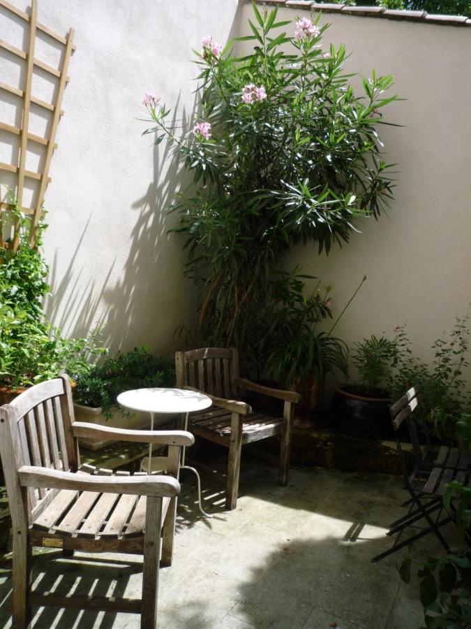 Appartement Avignon Centre Intra Muros Cour Exterieure Parking Prive Gratuit Buitenkant foto