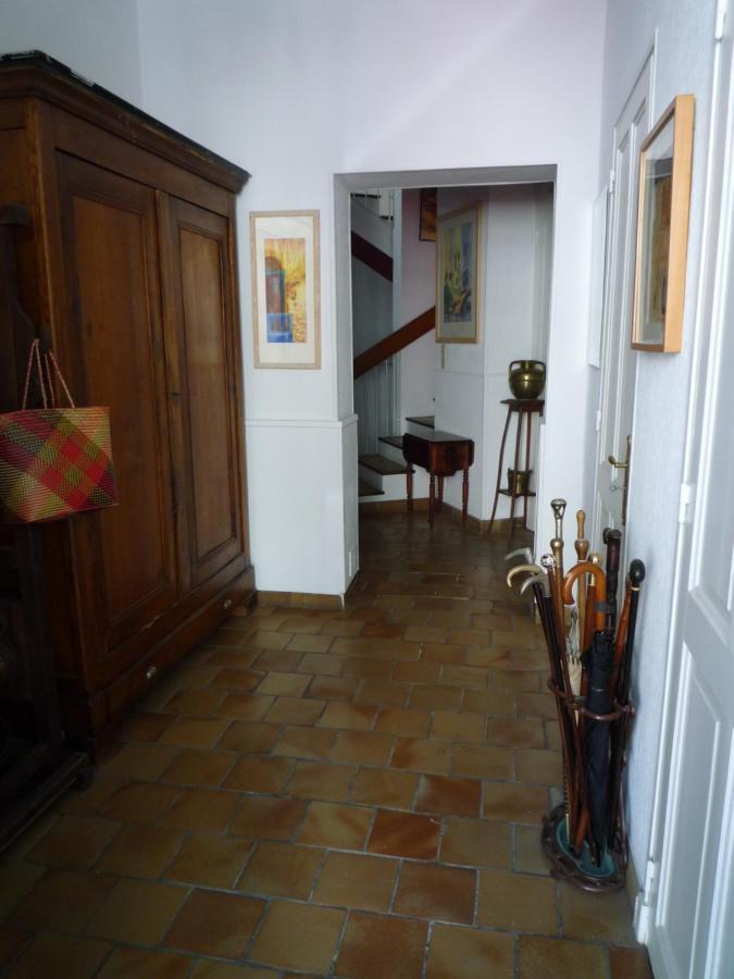 Appartement Avignon Centre Intra Muros Cour Exterieure Parking Prive Gratuit Buitenkant foto