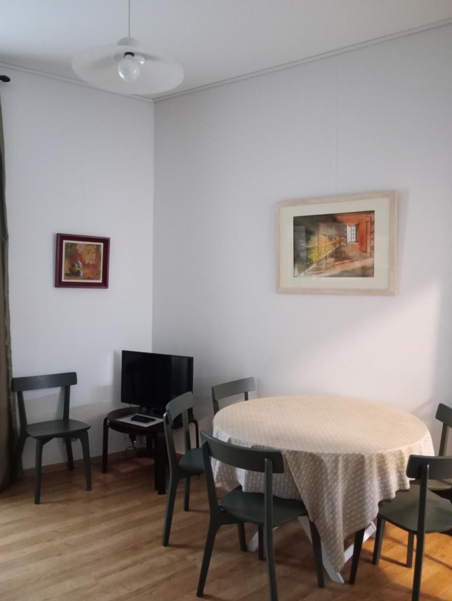Appartement Avignon Centre Intra Muros Cour Exterieure Parking Prive Gratuit Buitenkant foto